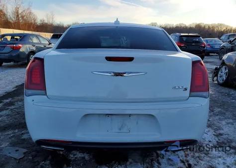 2016 Chrysler 300 S из США, поврежденный, VIN 2C3CCABG3GH135116